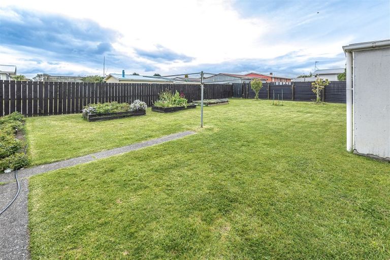 Photo of property in 136 Puriri Street, Castlecliff, Whanganui, 4501