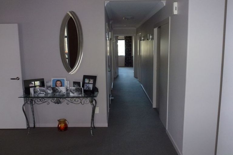 Photo of property in 14 Rosalie Terrace, Kelvin Grove, Palmerston North, 4414