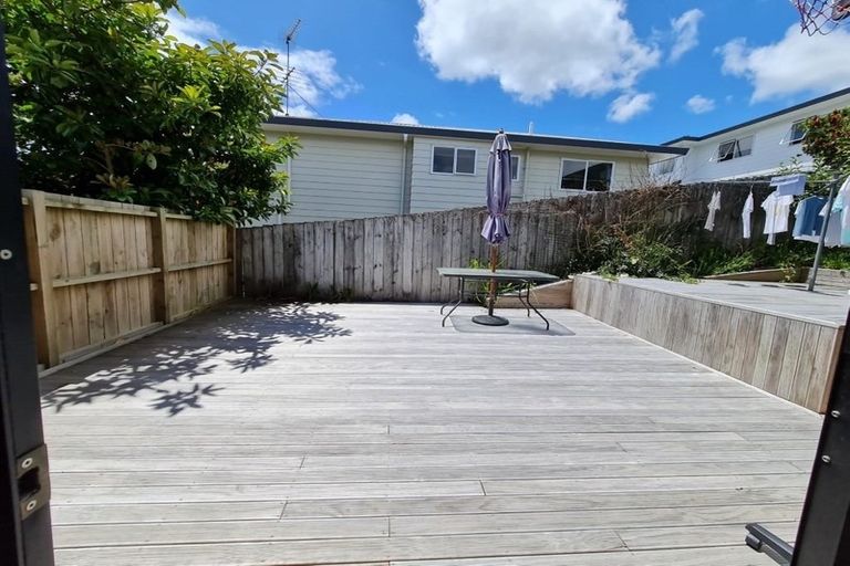 Photo of property in 1/9 Delamare Court, Sunnynook, Auckland, 0632