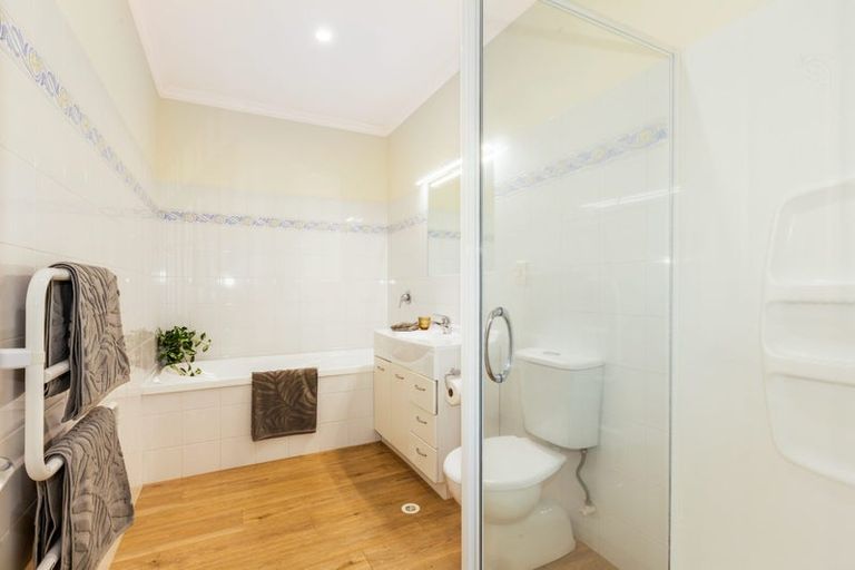 Photo of property in 15 Futuna Close, Karori, Wellington, 6012