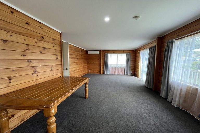 Photo of property in 4 Dimock Street, Titahi Bay, Porirua, 5022