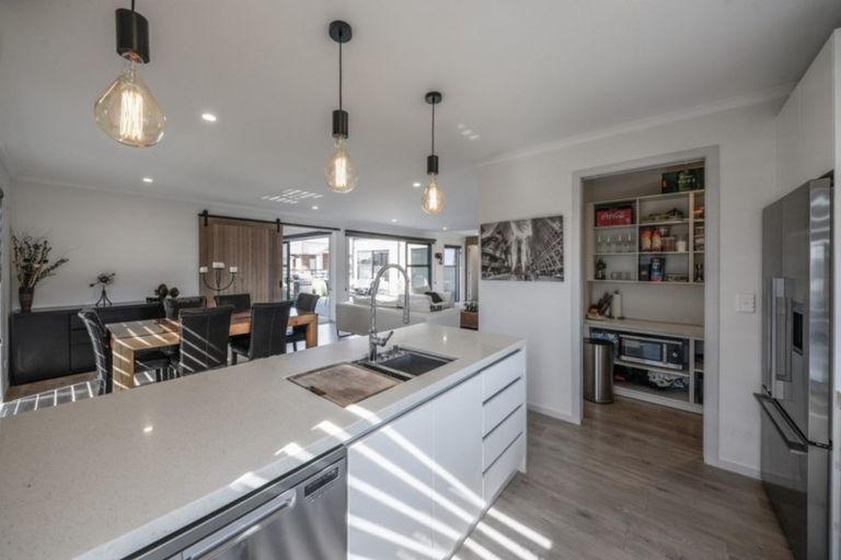 Photo of property in 18 Kaniera Terrace, Cambridge, 3434