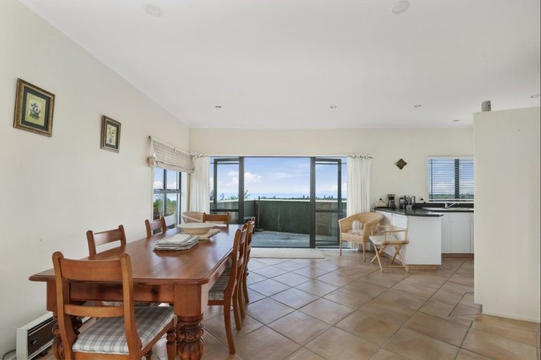 Photo of property in 7 Herea Avenue, Motuoapa, 3382