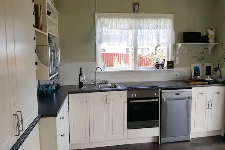 Photo of property in 58 Lake Ferry Road, Lake Ferry, Featherston, 5772