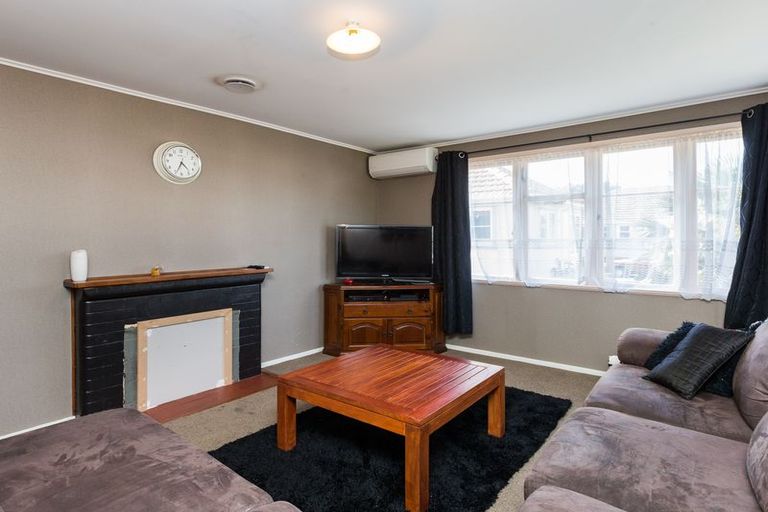Photo of property in 25 Andrew Avenue, Roslyn, Palmerston North, 4414