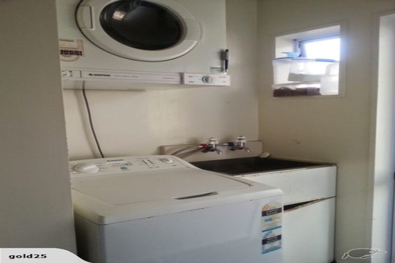 Photo of property in 30b Roche Avenue, Upper Riccarton, Christchurch, 8041