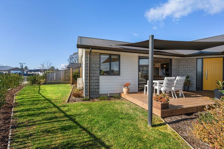 Photo of property in 15 Hass Drive, Ohauiti, Tauranga, 3112