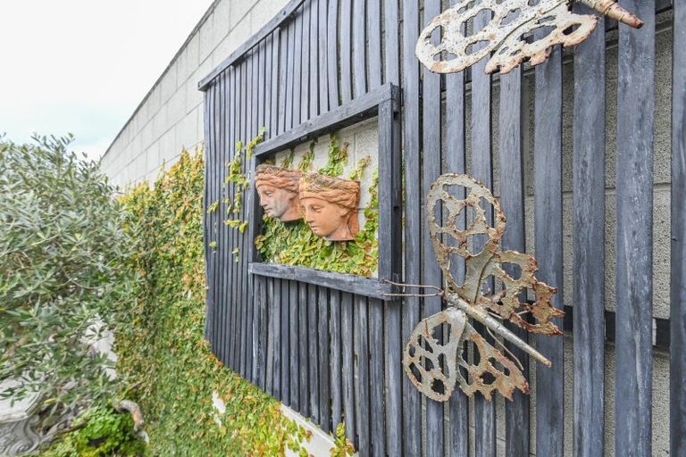 Photo of property in 17/4 Havelock Road, Havelock North, 4130