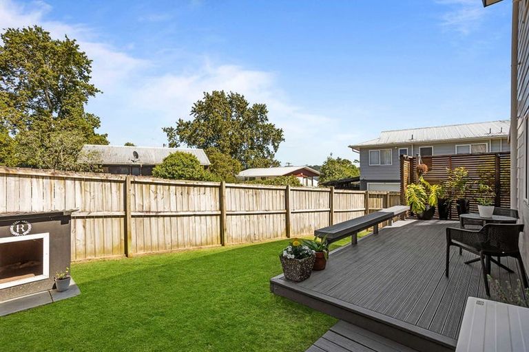 Photo of property in 55c Tramway Road, Beach Haven, Auckland, 0626