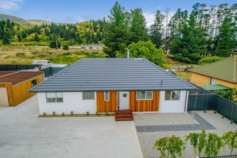 Photo of property in 140 Waenga Drive, Cromwell, 9310