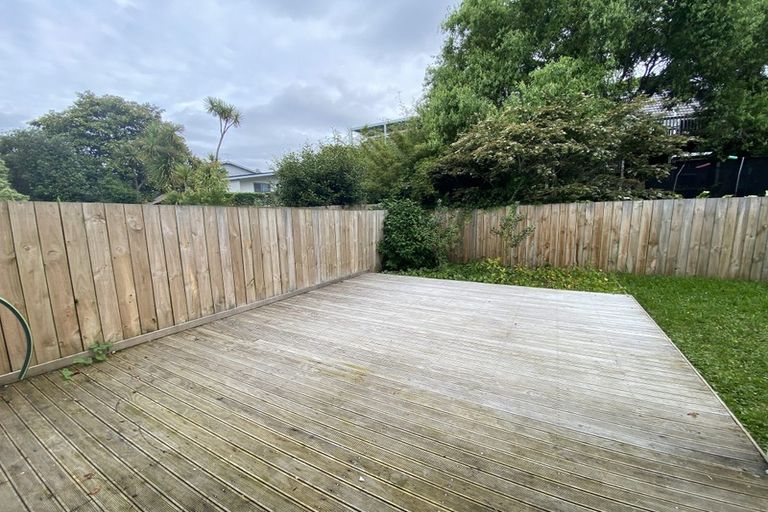 Photo of property in 1/36 Sandiacre Way, Browns Bay, Auckland, 0630