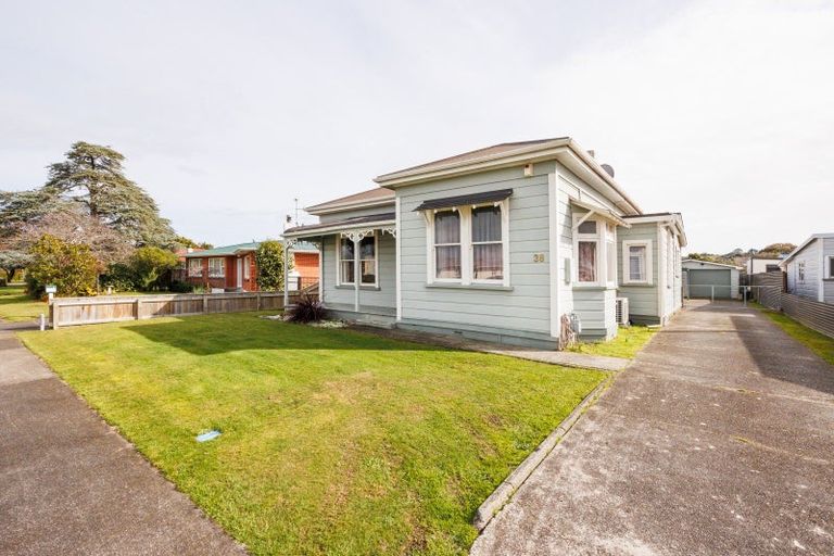 Photo of property in 38 Queen Street, Feilding, 4702