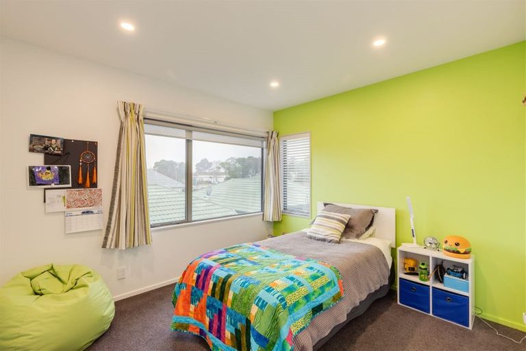 Photo of property in 299 Burwood Road, Burwood, Christchurch, 8083