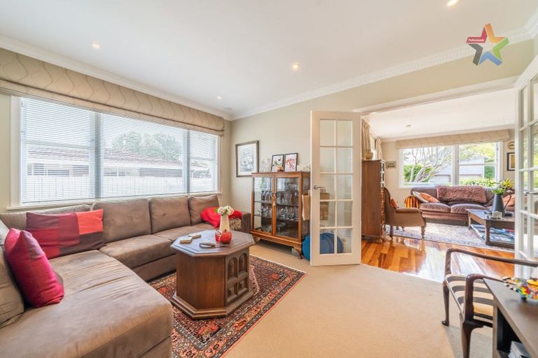 Photo of property in 48a Queens Grove, Hutt Central, Lower Hutt, 5010
