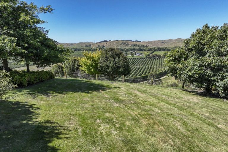 Photo of property in 208 Breckenridge Road, Puketapu, Napier, 4183