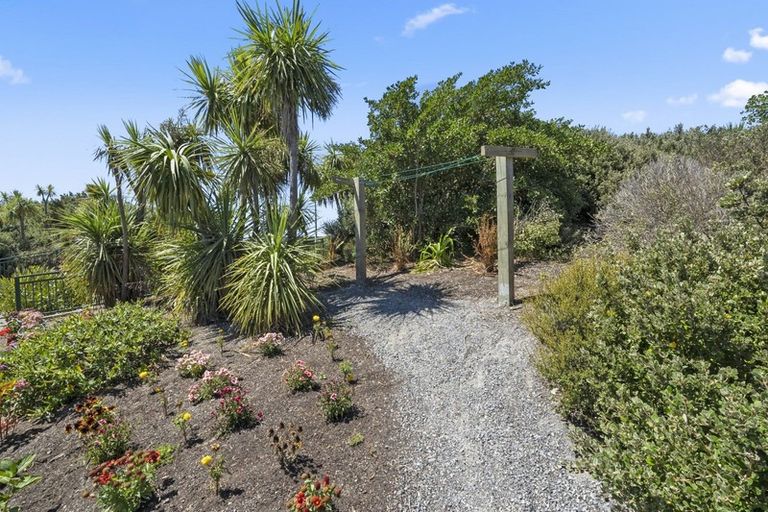 Photo of property in 12 Takahe Drive, Paraparaumu Beach, Paraparaumu, 5032