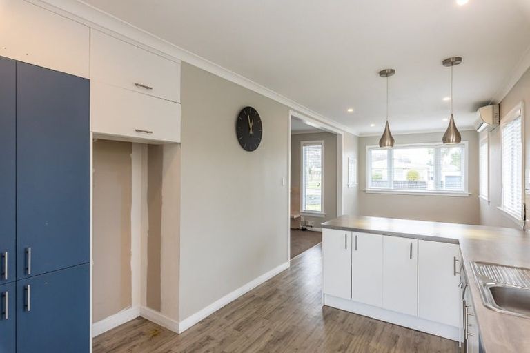 Photo of property in 43 Liverpool Street, Levin, 5510