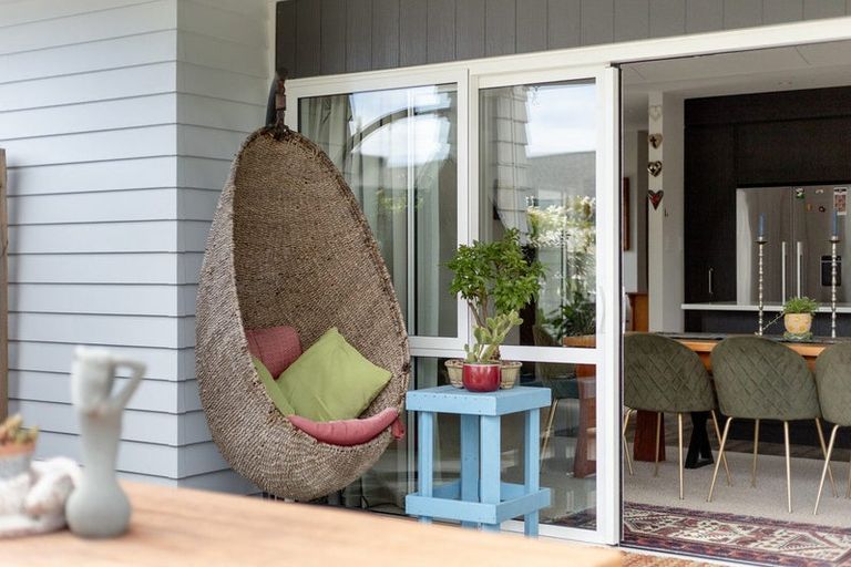 Photo of property in 2 Karanema Place, Coastlands, Whakatane, 3120