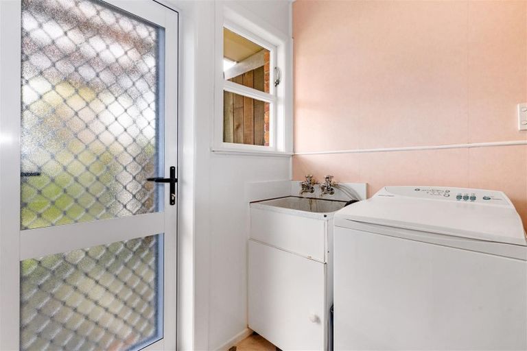 Photo of property in 8a Sumner Street, Glenholme, Rotorua, 3010