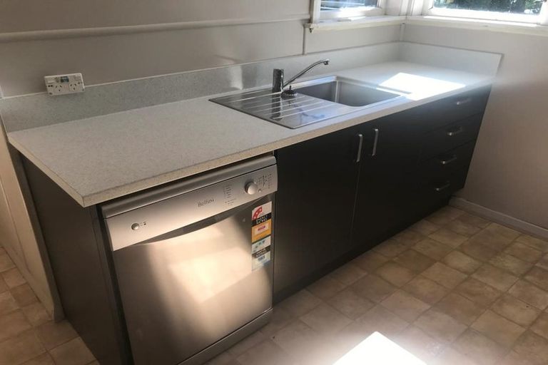 Photo of property in 29 Vicki Street, Sockburn, Christchurch, 8042