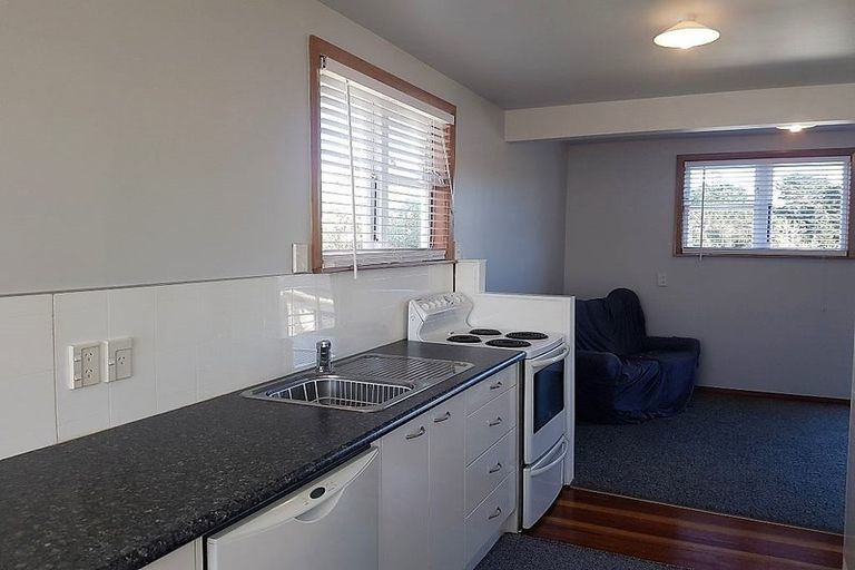 Photo of property in 9 Castor Crescent, Cannons Creek, Porirua, 5024