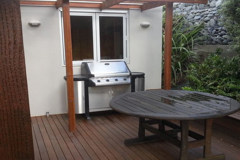 Photo of property in 7 Redcliffs View Lane, Redcliffs, Christchurch, 8081