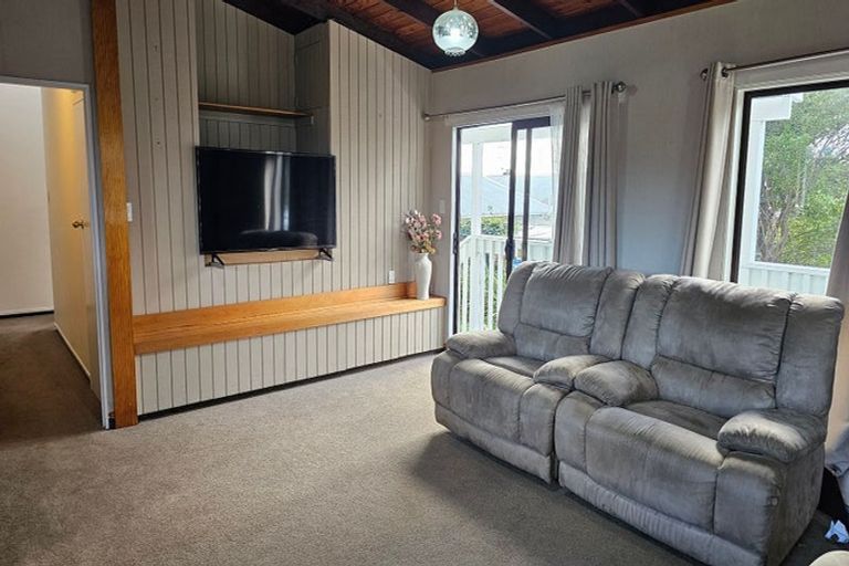 Photo of property in 150 Titirangi Road, New Lynn, Auckland, 0600