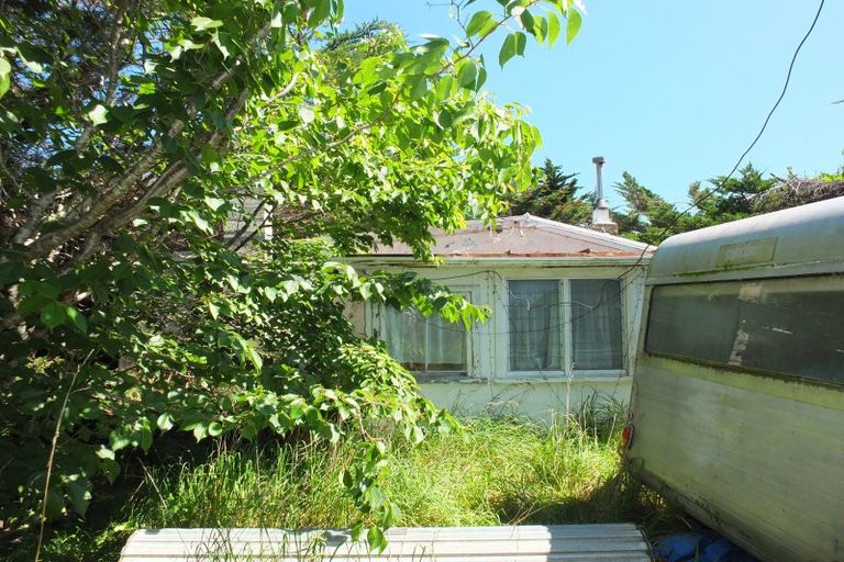 Photo of property in 4 Punga Street, Tangimoana, 4822