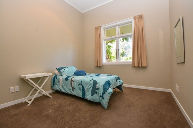 Photo of property in 60 Kuratawhiti Street, Greytown, 5712