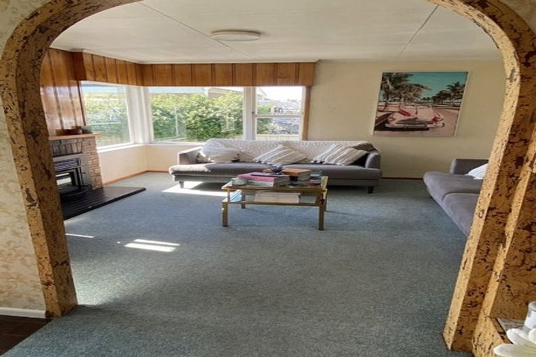 Photo of property in 7 Bowling Road, Greenmeadows, Napier, 4112