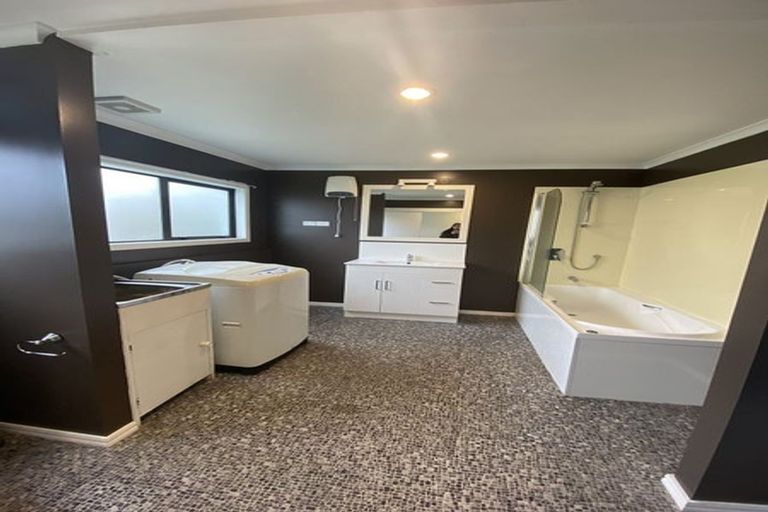 Photo of property in 9b Rishworth Avenue, Stanmore Bay, Whangaparaoa, 0932