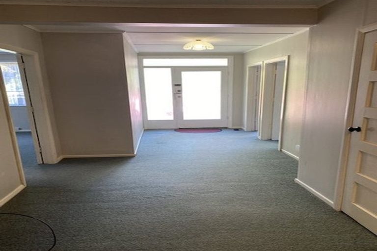 Photo of property in 31 Atiawa Crescent, Waiwhetu, Lower Hutt, 5010