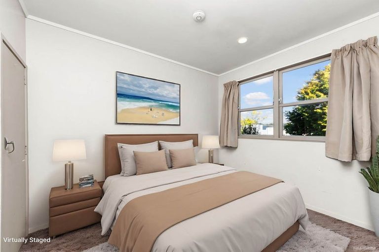 Photo of property in 39 Universal Drive, Henderson, Auckland, 0610