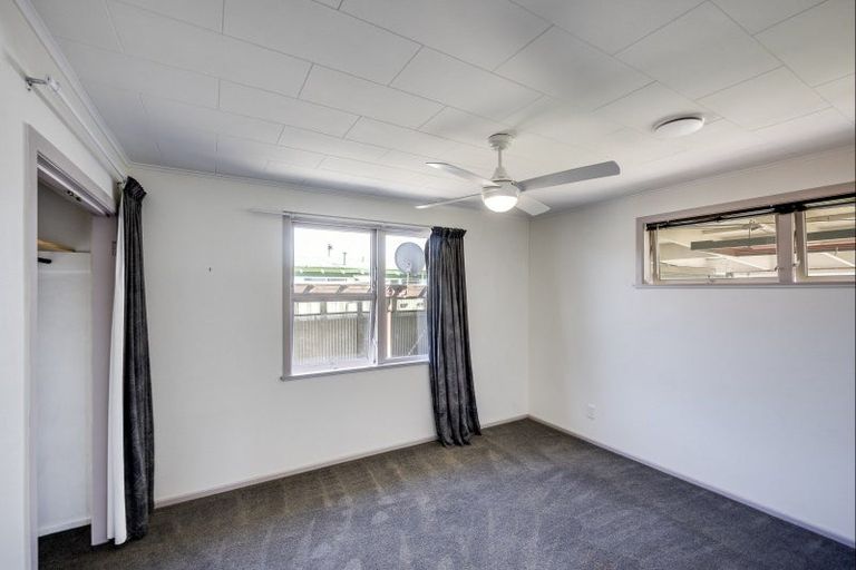 Photo of property in 44 Coventry Avenue, Tamatea, Napier, 4112