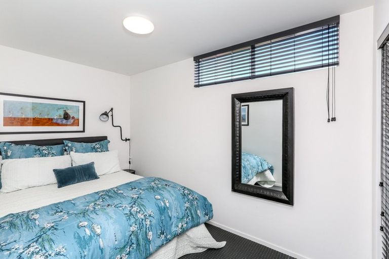 Photo of property in 147a Molesworth Street, New Plymouth, 4312