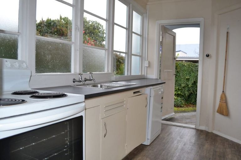 Photo of property in 87 Cook Street, Palmerston North, 4410