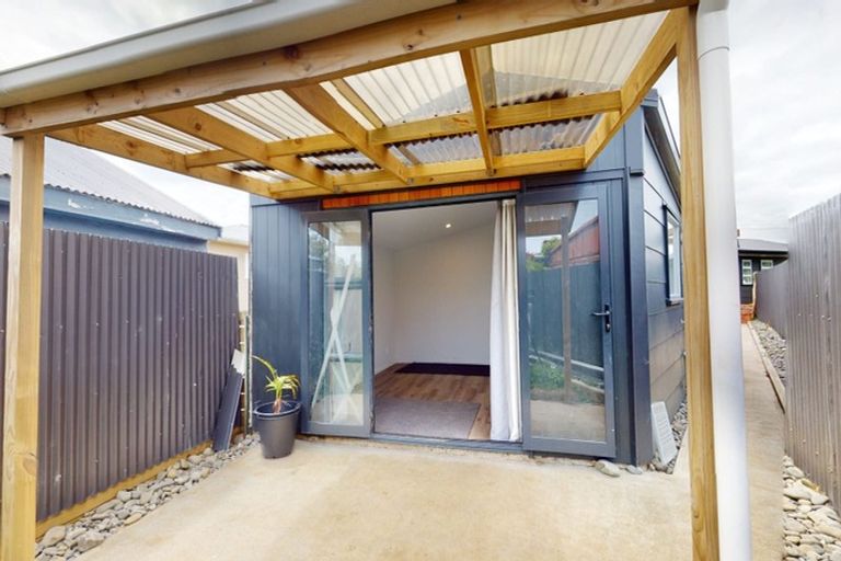 Photo of property in 5 Hood Street, Castlecliff, Whanganui, 4501