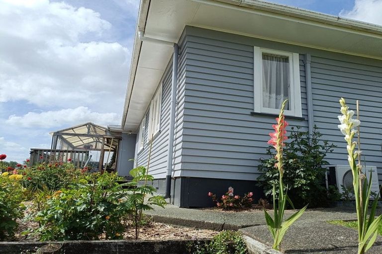 Photo of property in 26 View Street, Maungaturoto, 0520
