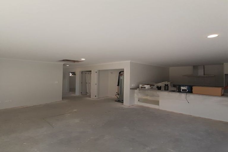 Photo of property in 9a Tirita Street, Kawaha Point, Rotorua, 3010