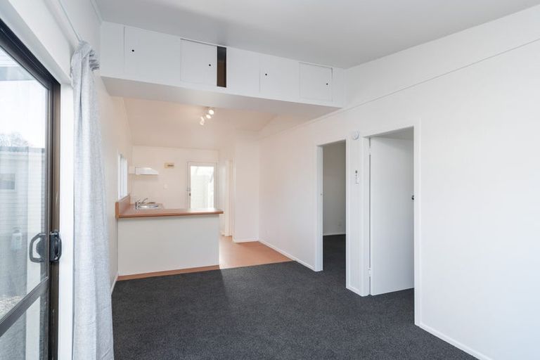 Photo of property in 8 Cole Grove, Wallaceville, Upper Hutt, 5018