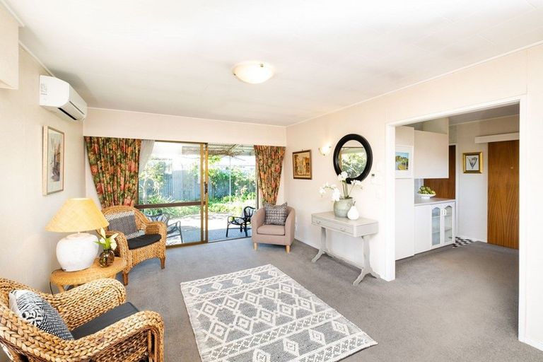 Photo of property in 800a Queen Street East, Parkvale, Hastings, 4122