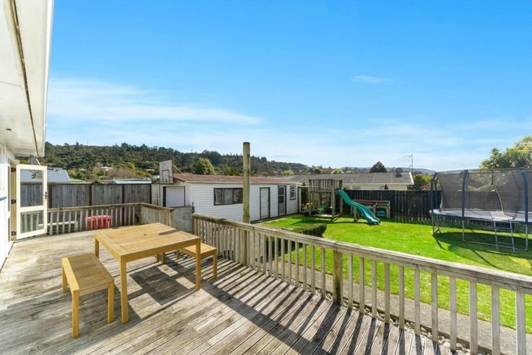 Photo of property in 6 Chittick Street, Stokes Valley, Lower Hutt, 5019