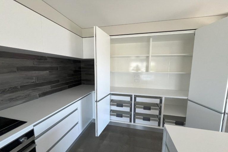 Photo of property in 10 Masters Lane, Waitara, 4320