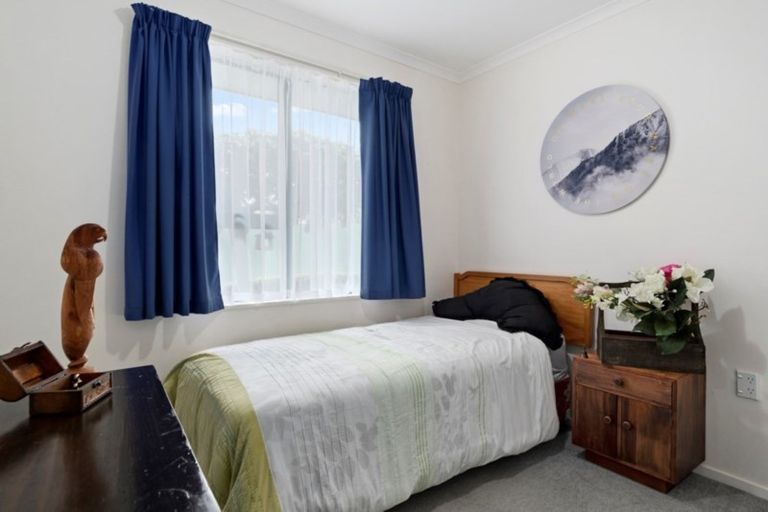 Photo of property in 5 Zachary Place, Welcome Bay, Tauranga, 3112