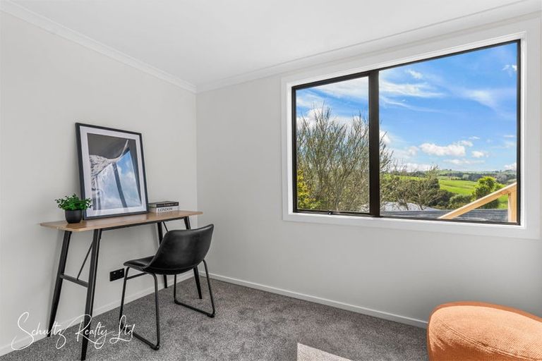 Photo of property in 109 Hurndall Street East, Maungaturoto, 0520