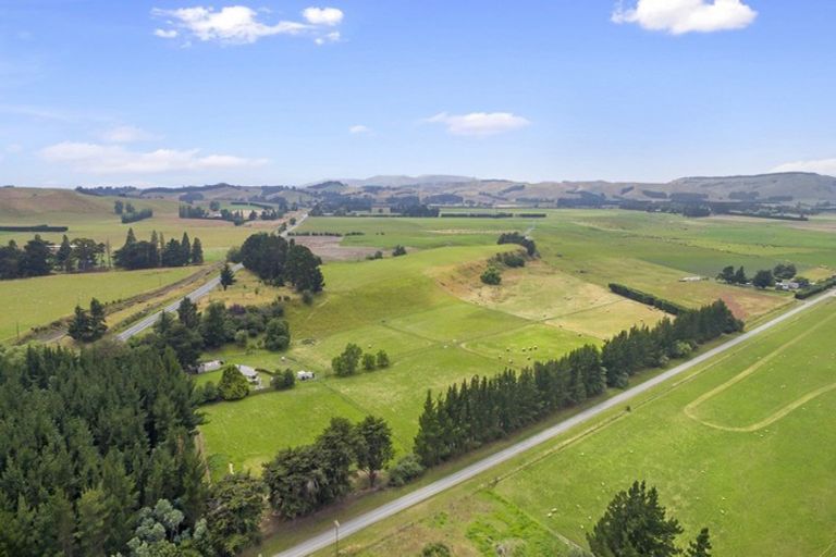 Photo of property in 15 Darrochs Road, Domett, Cheviot, 7382