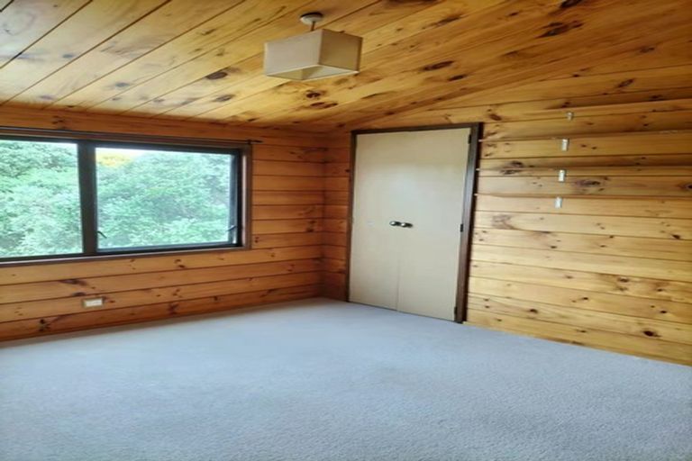 Photo of property in 5 Hutchinsons Road, Bucklands Beach, Auckland, 2014