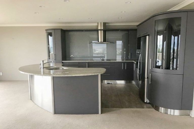 Photo of property in 2/508 Seaforth Road, Bowentown, Waihi Beach, 3177