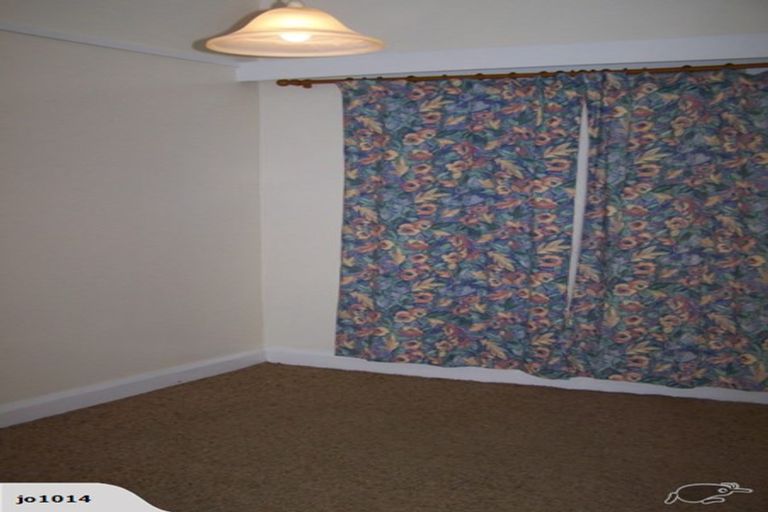 Photo of property in 120 Shakespeare Road, Bluff Hill, Napier, 4110