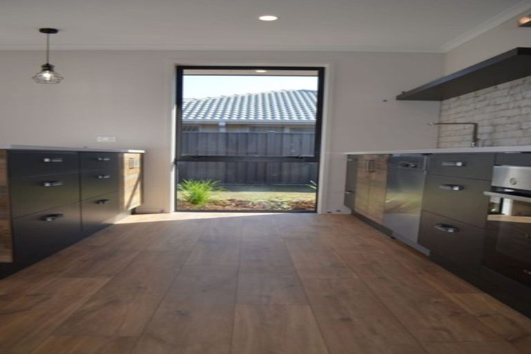 Photo of property in 35 Te Ranga Memorial Drive, Pyes Pa, Tauranga, 3112